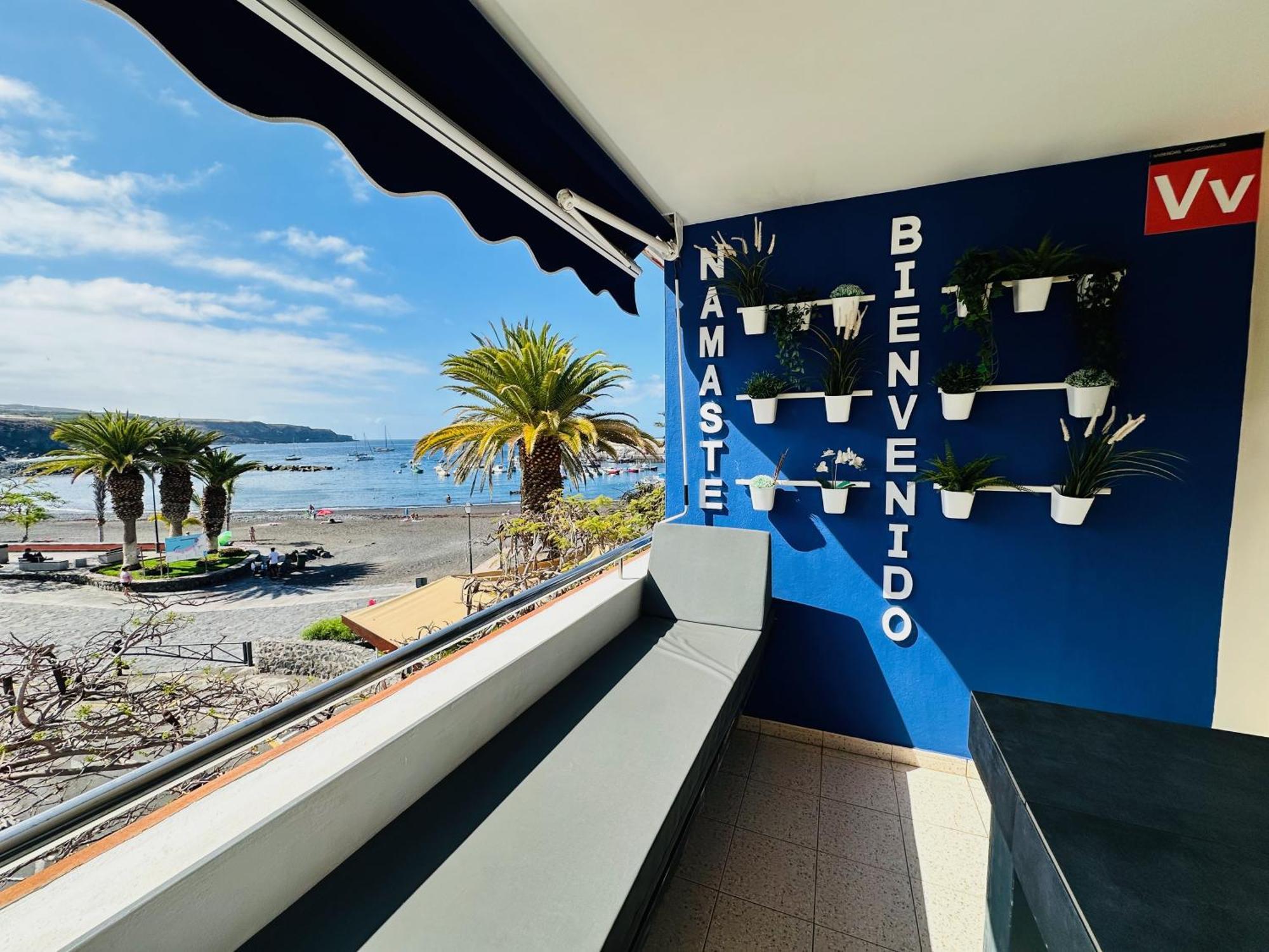 Pambnb - Chic Beachside Apartment Playa San Juan Eksteriør bilde