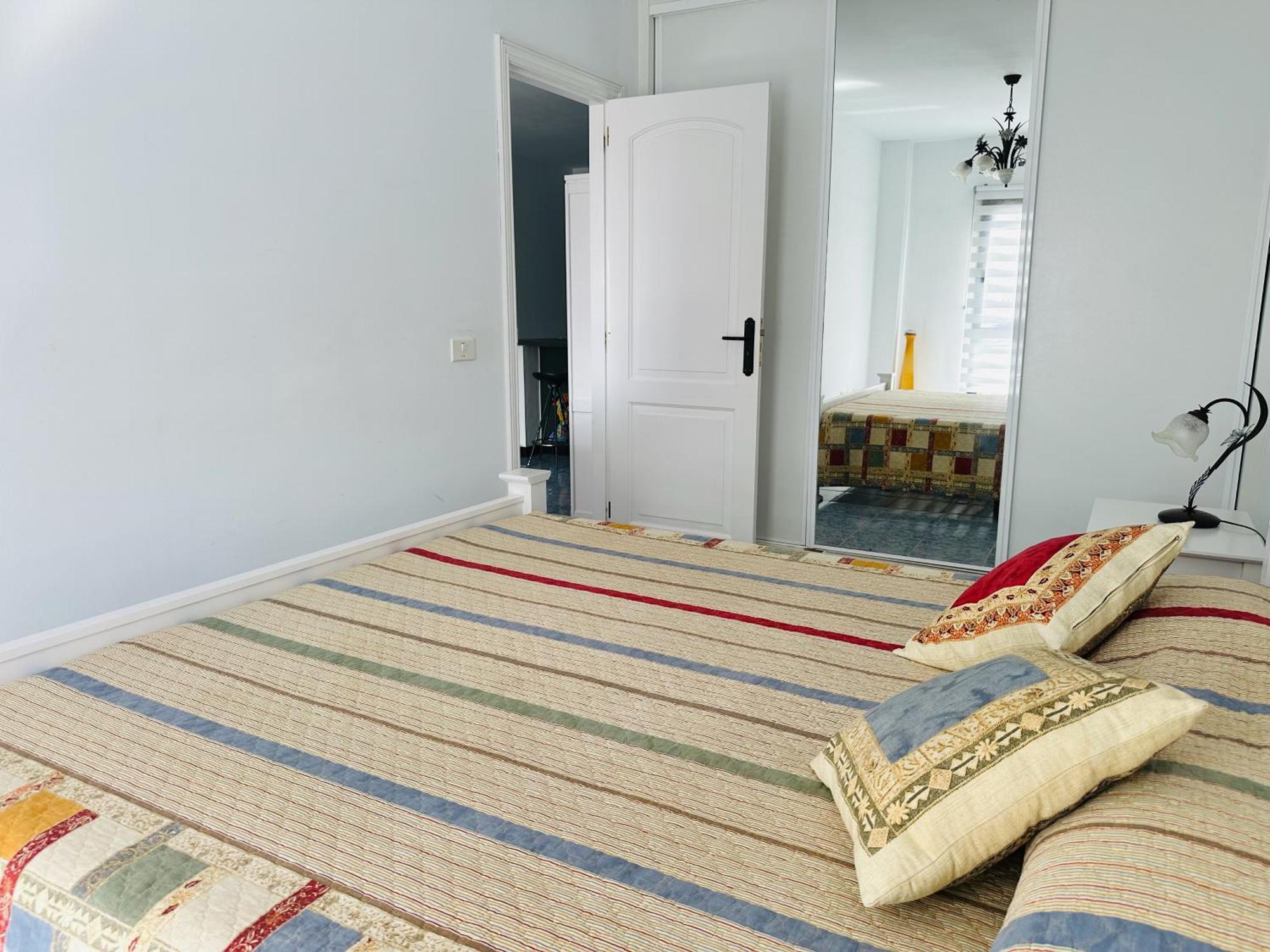 Pambnb - Chic Beachside Apartment Playa San Juan Eksteriør bilde