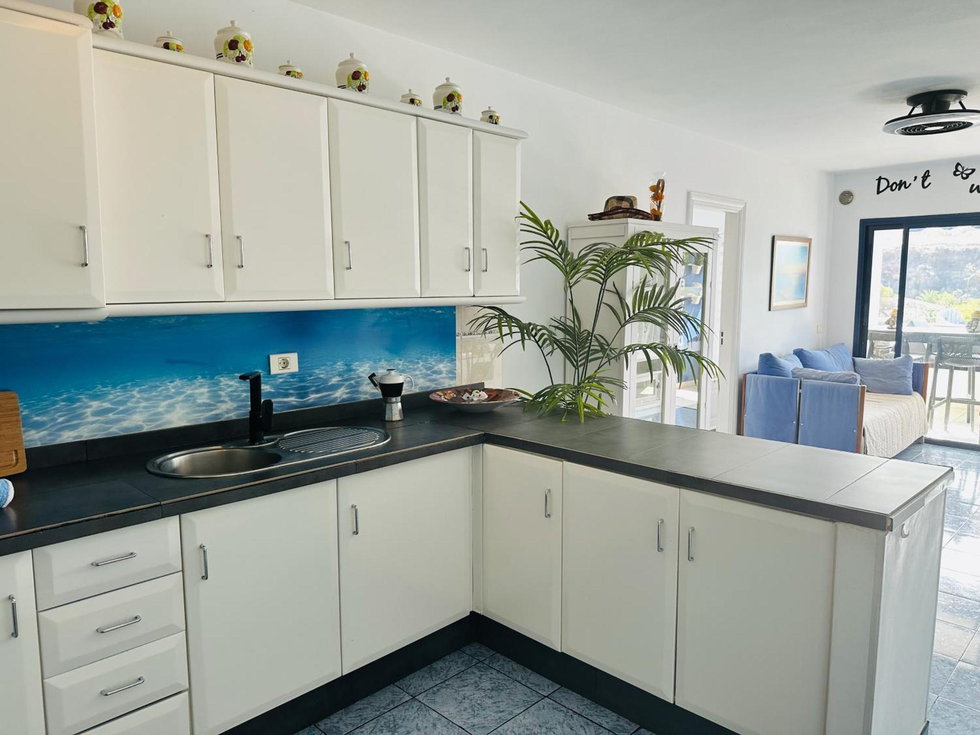 Pambnb - Chic Beachside Apartment Playa San Juan Eksteriør bilde